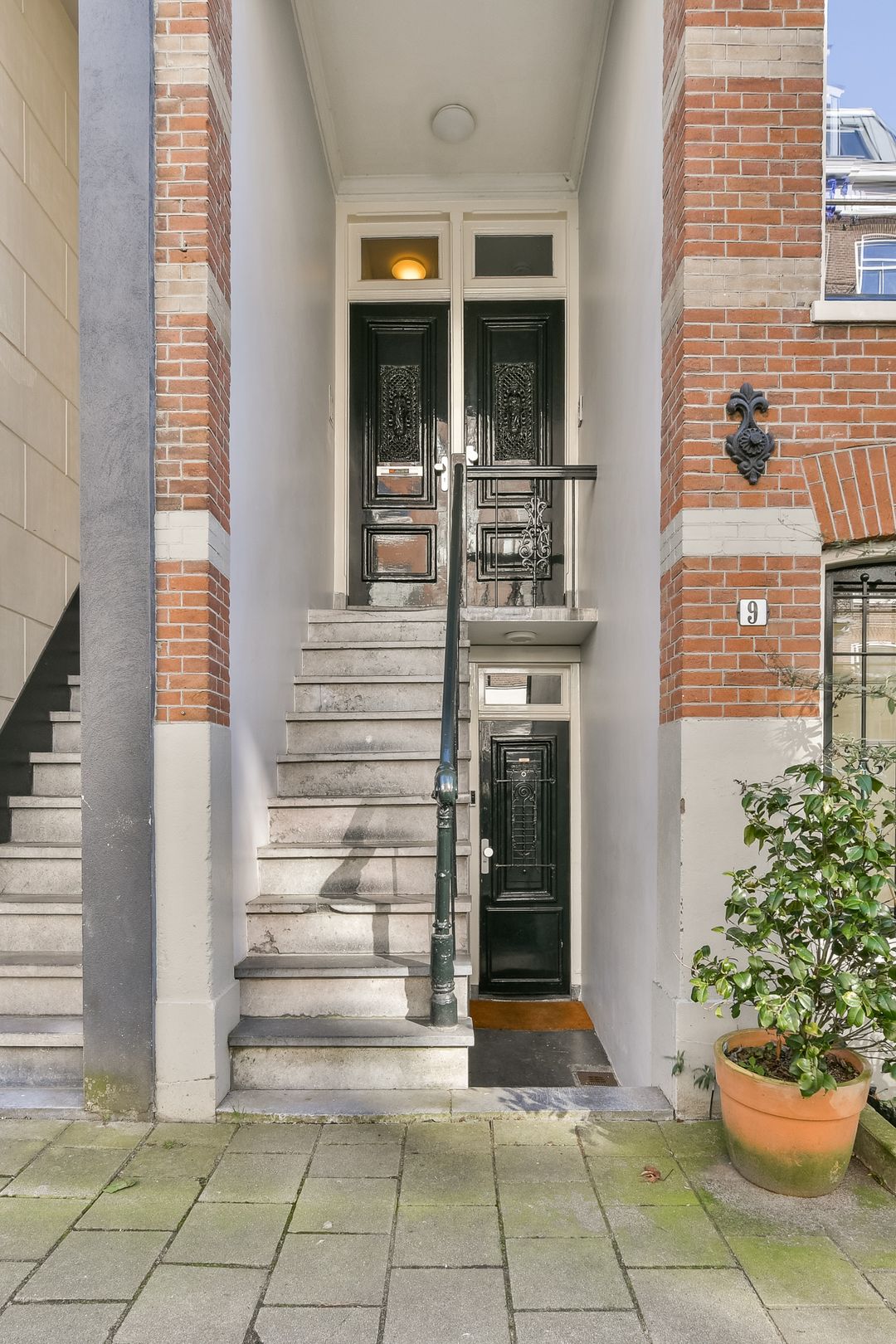 Photo 2 of Jacob van Lennepstraat 9-2