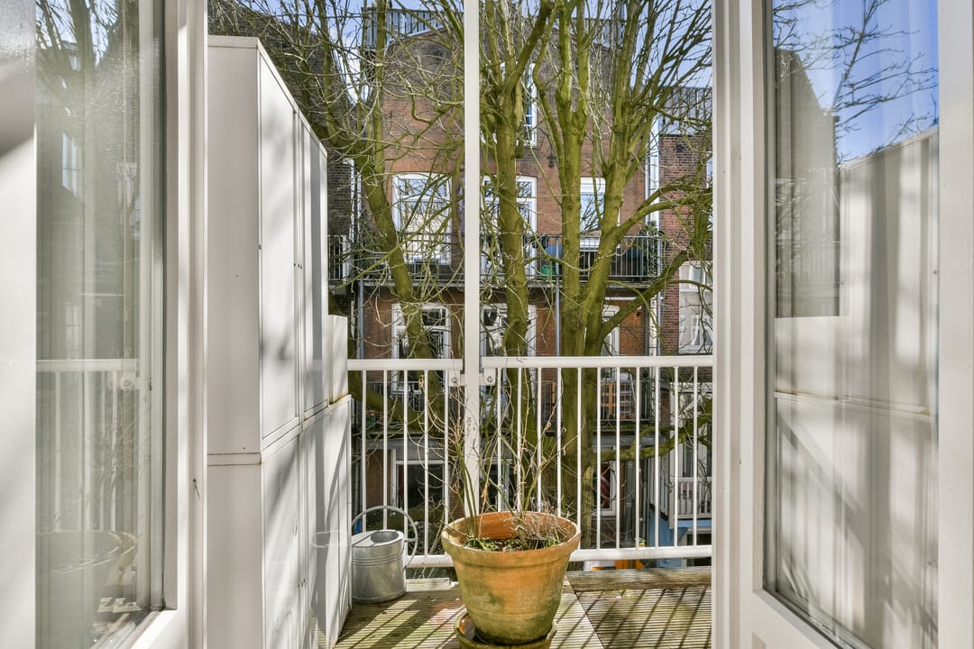 Photo 17 of Jacob van Lennepstraat 9-2