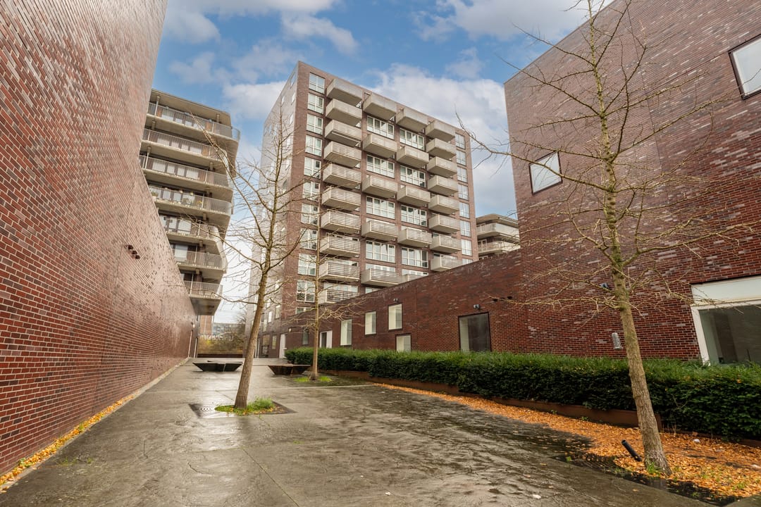 Photo 43 of Ottho Heldringstraat 27-R