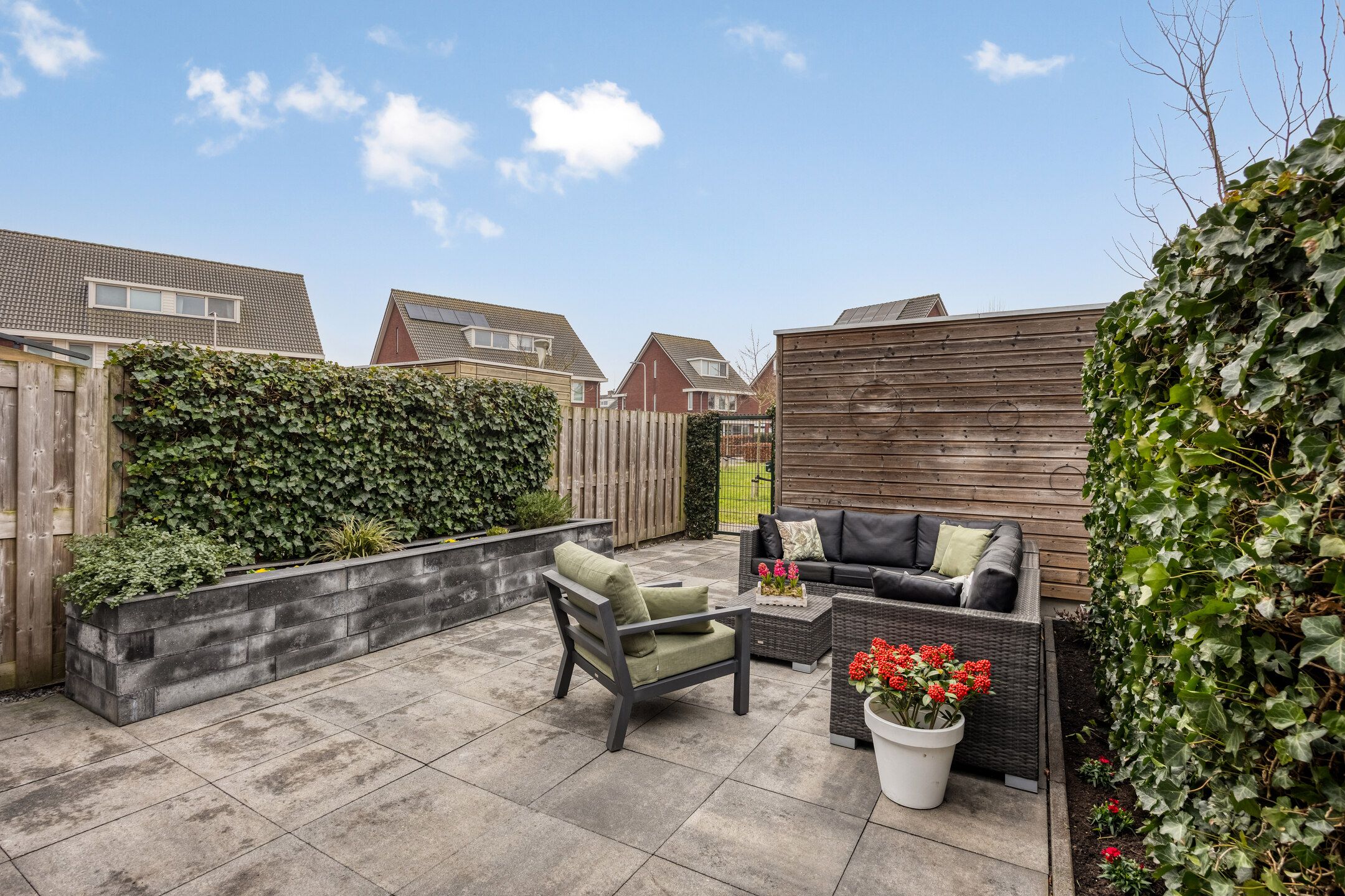 Photo 9 of Van Staverenstraat 33-A