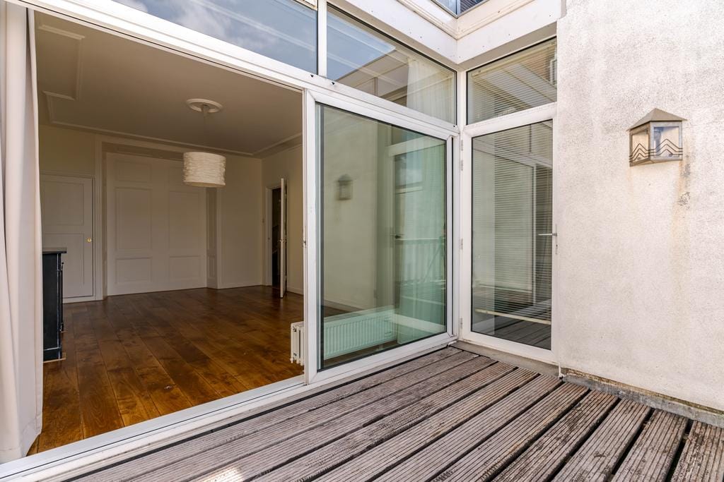 Foto 27 van Frederik Hendriklaan 289