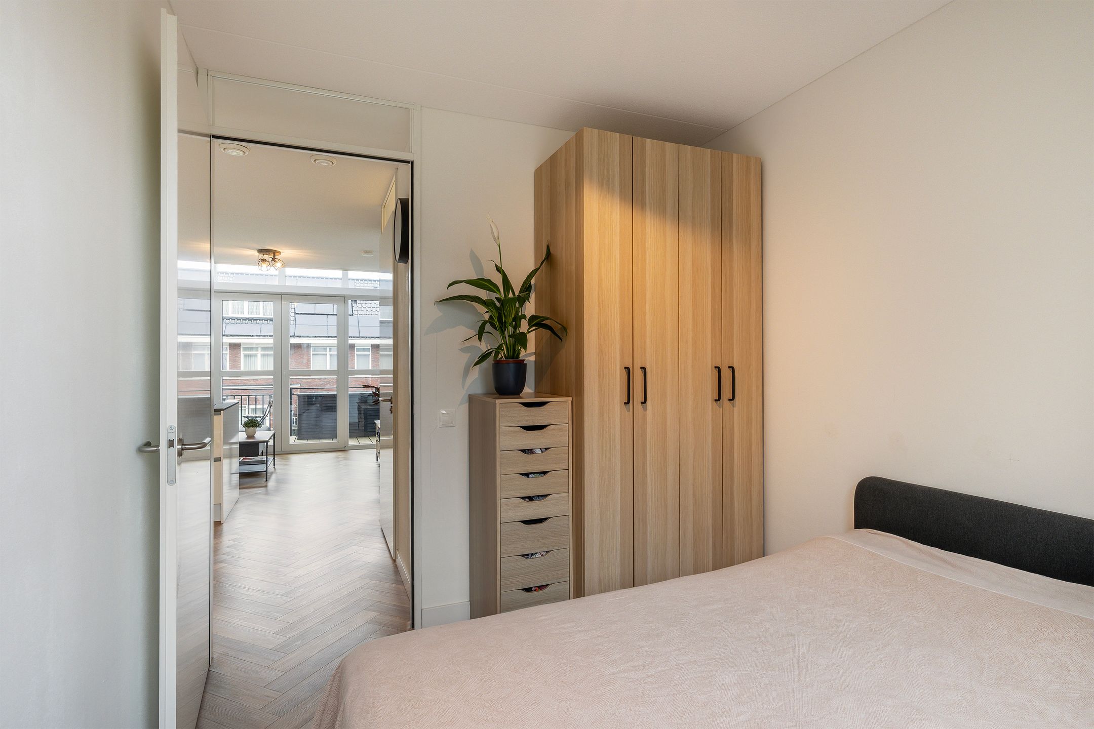 Foto 15 van Martinus Nijhoffweg 161