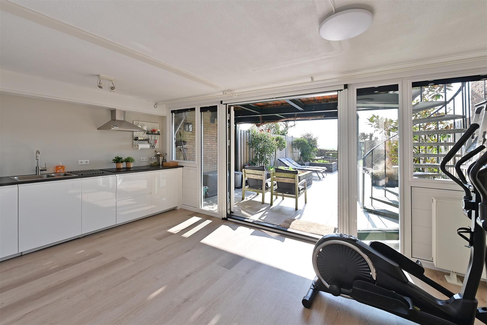 Photo 3 of Willibrorduslaan 57