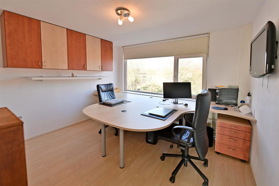 Photo 16 of Willibrorduslaan 57