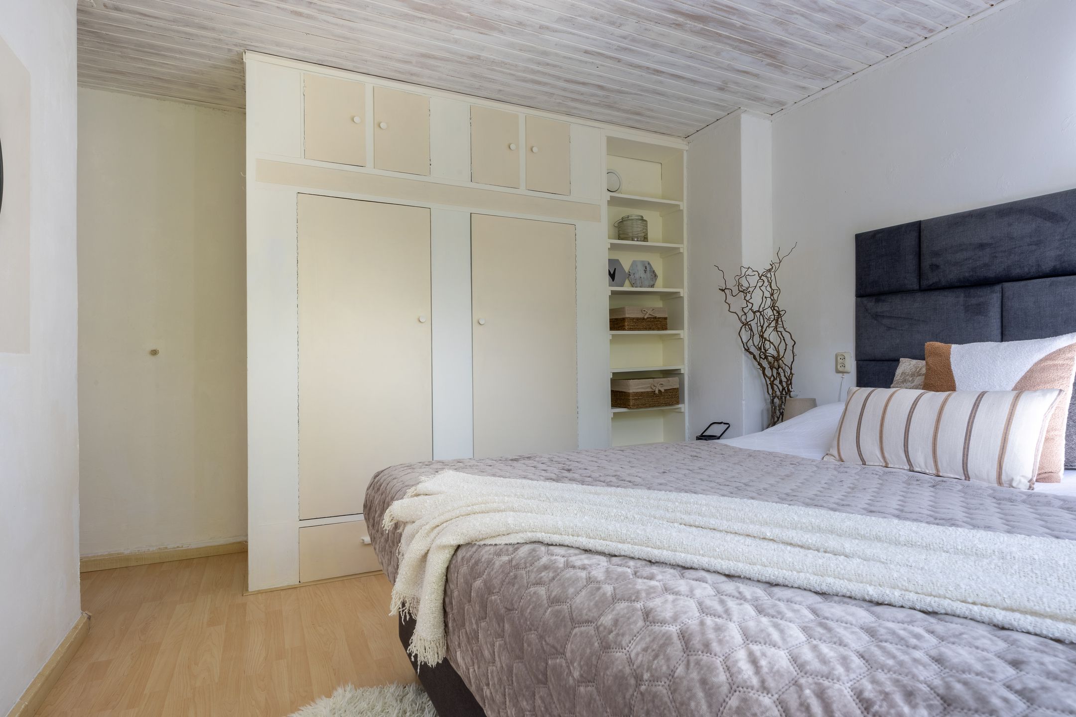 Charming terraced house on private land near the train station — 18
