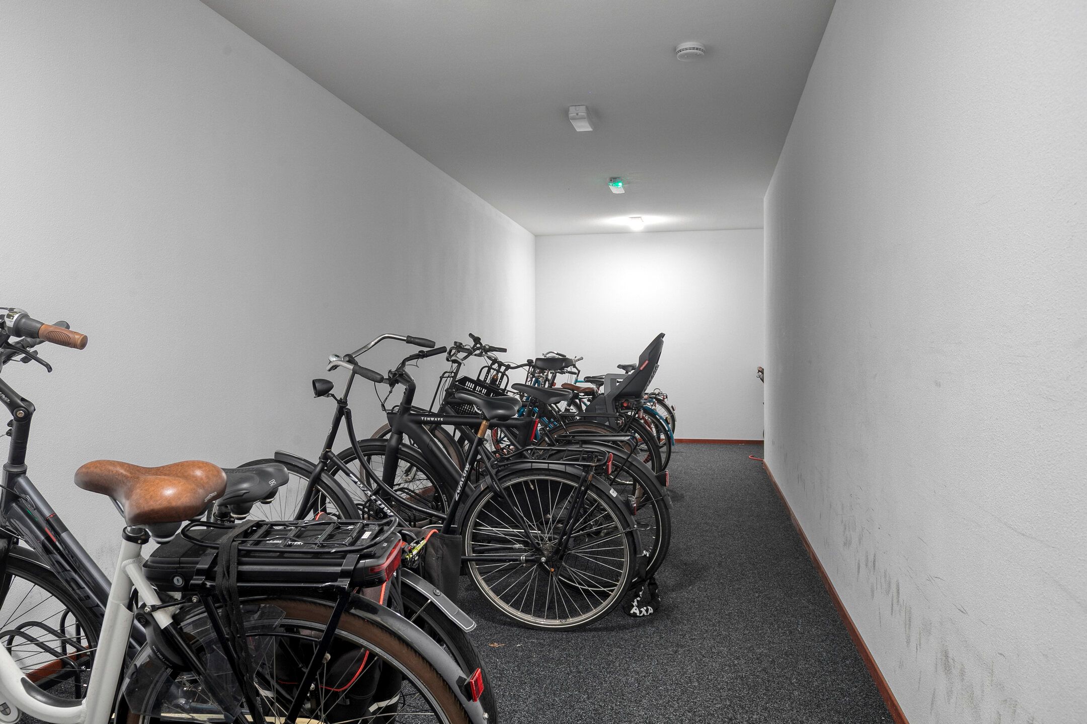 Foto 24 van Westzijde 40-C