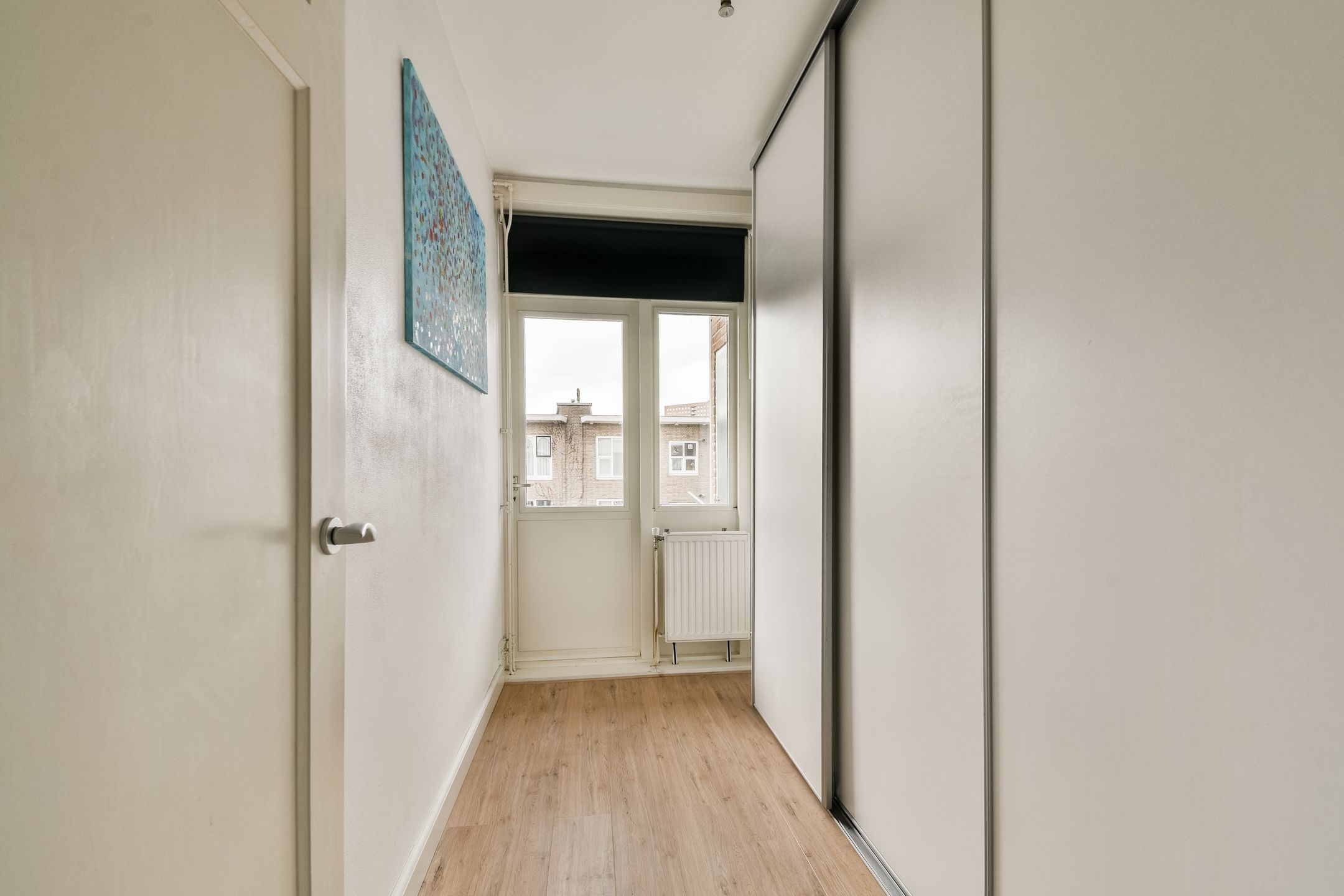 Bright Apartment with Sunny South-Facing Balcony in Kralingen — 15