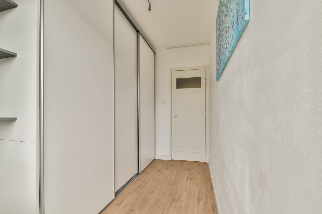 Bright Apartment with Sunny South-Facing Balcony in Kralingen — 16