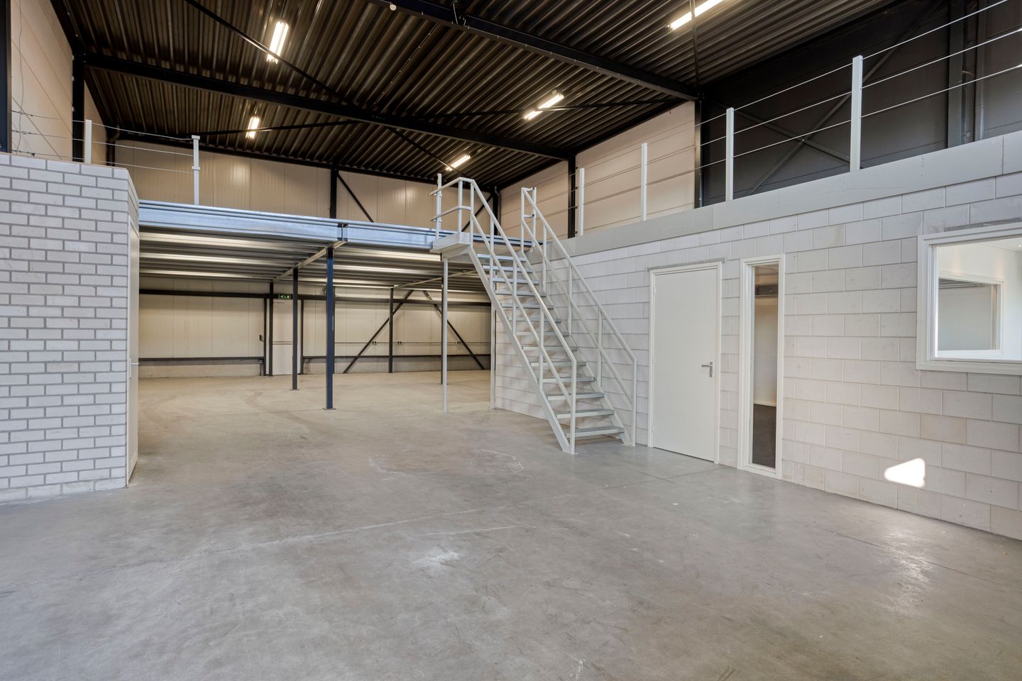 Bekijk foto 3 van De Hoogt 21