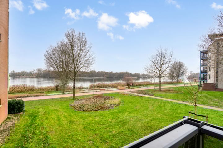 Foto 3 van Fellinilaan 262