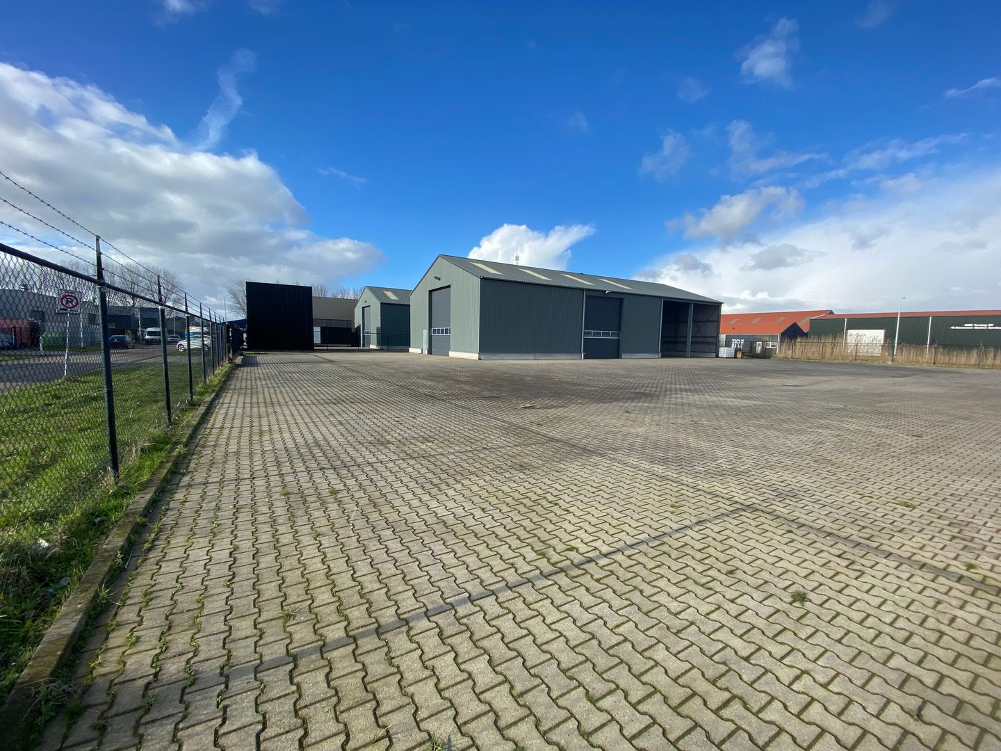 Bekijk foto 1 van Nijverheidsweg