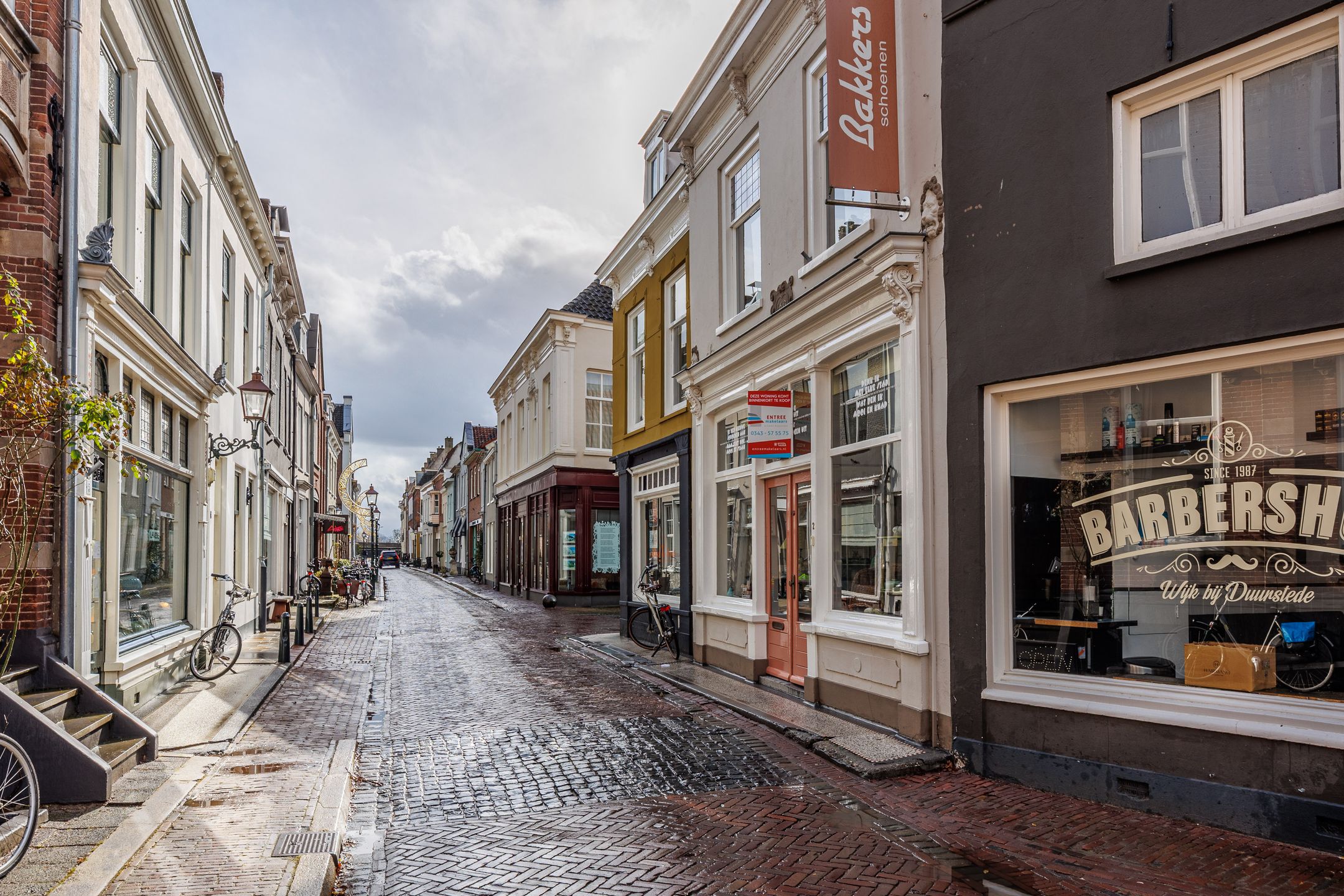 Photo 6 of Oeverstraat 2