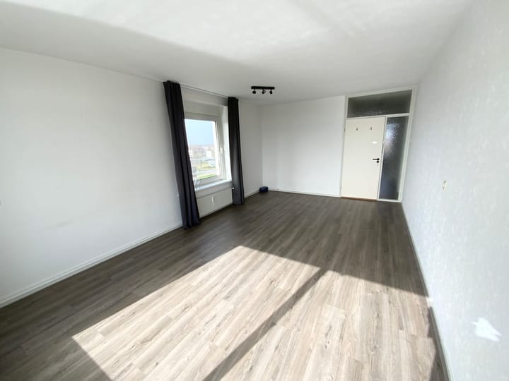 Foto 5 van van Harinxmaplein 144