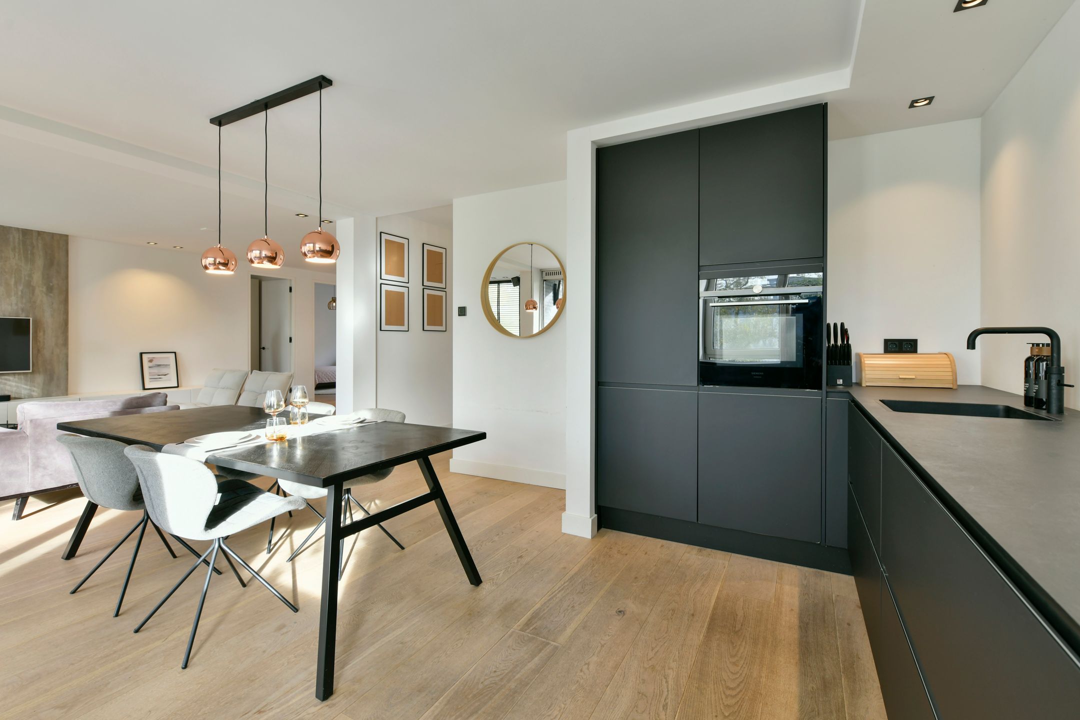 Photo 9 of Meander 553