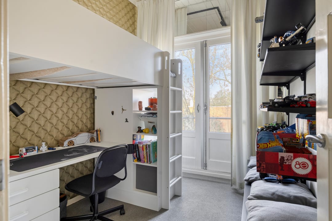 Photo 23 of Thomas a Kempisstraat 149