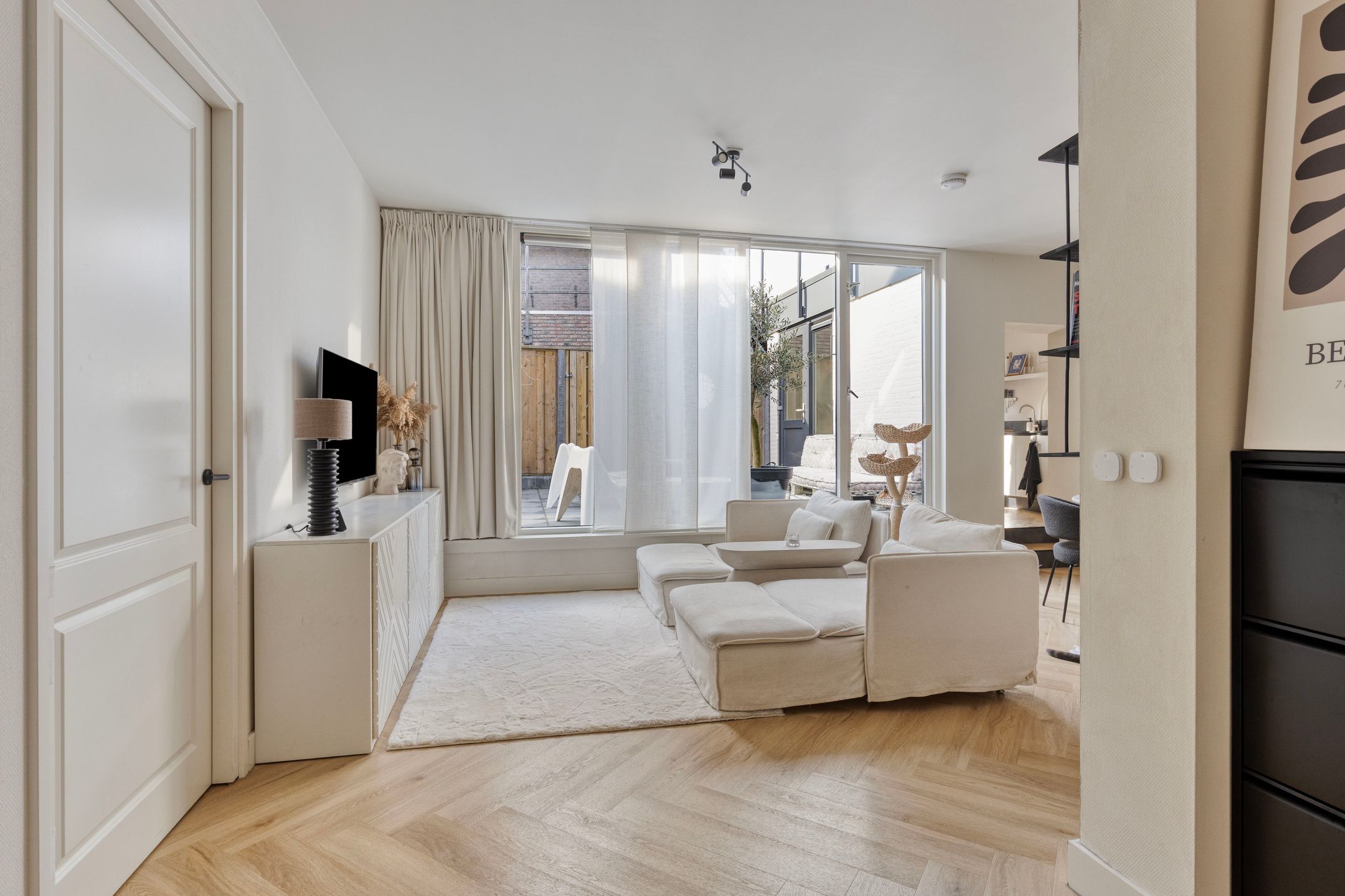 Foto 12 van Grotestraat 51-A