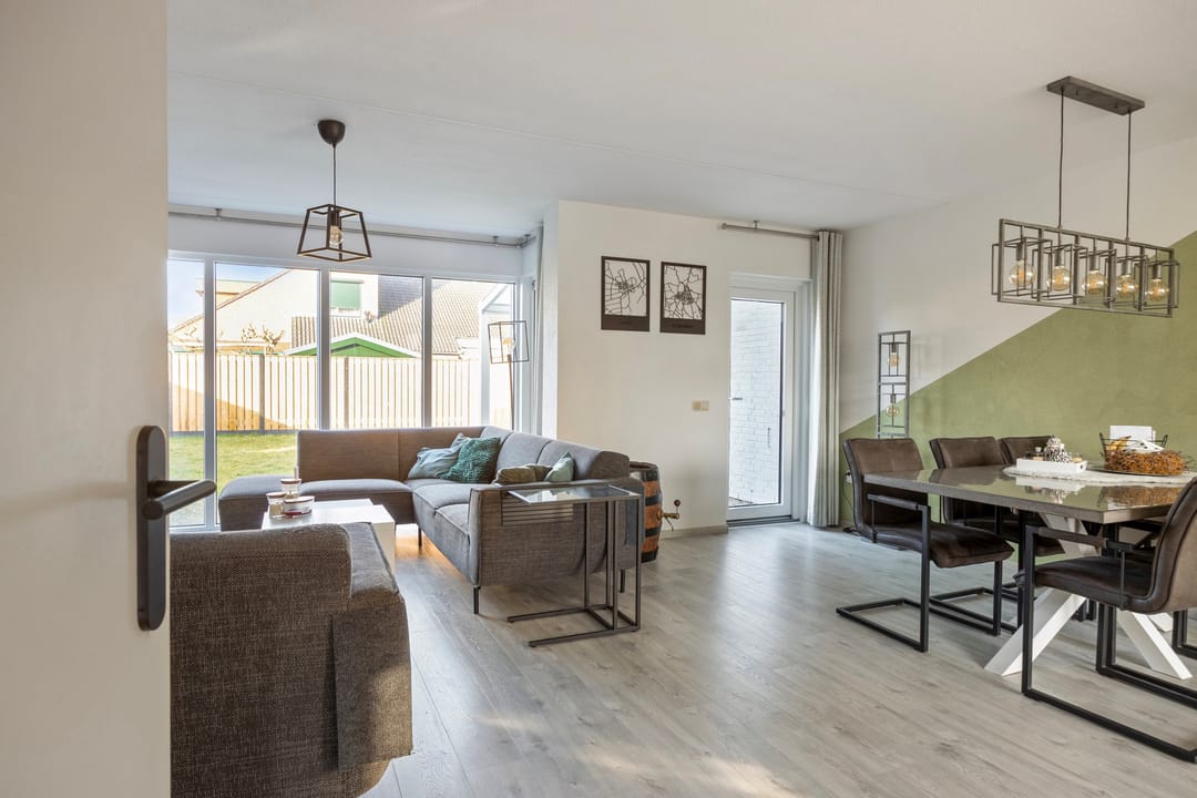 Foto 2 van Esdoornlaan 32