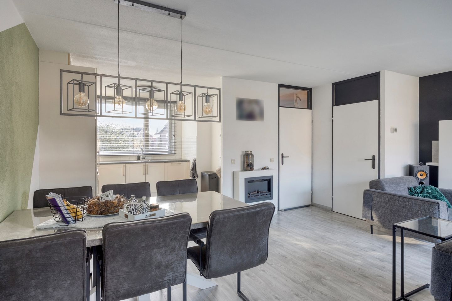 Foto 10 van Esdoornlaan 32