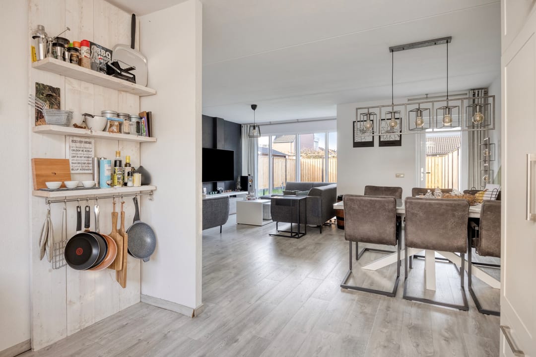 Foto 16 van Esdoornlaan 32