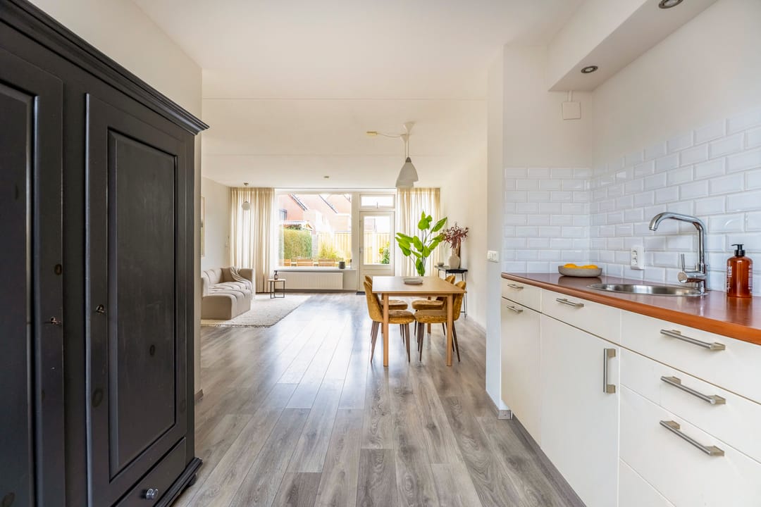 Foto 8 van Saturnus 45