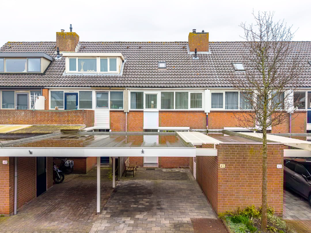 Foto 1 van Saturnus 45