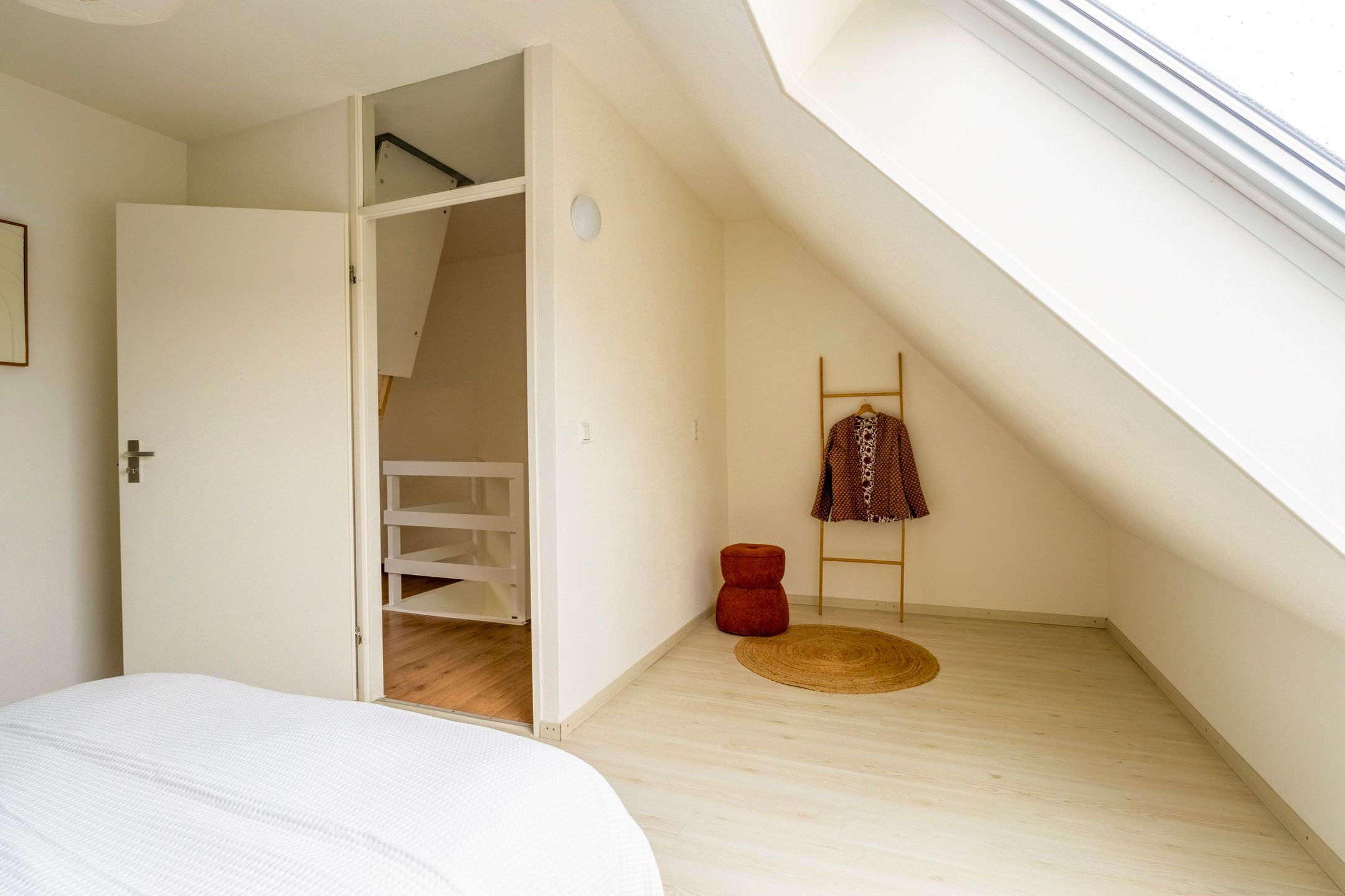 Foto 24 van Saturnus 45