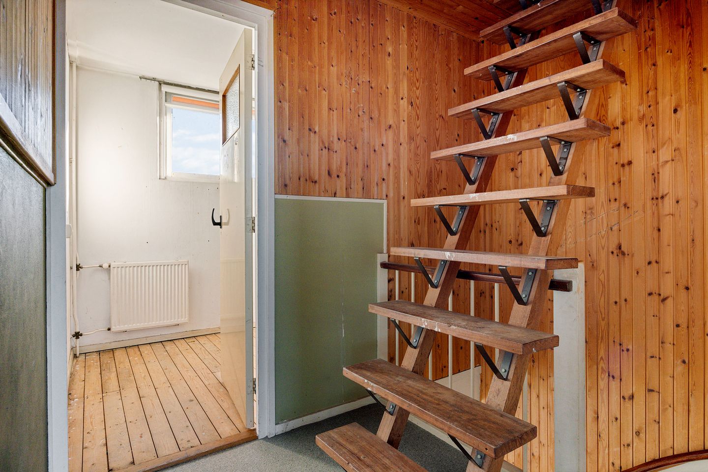 Foto 25 van Pinksterbloemweg 36