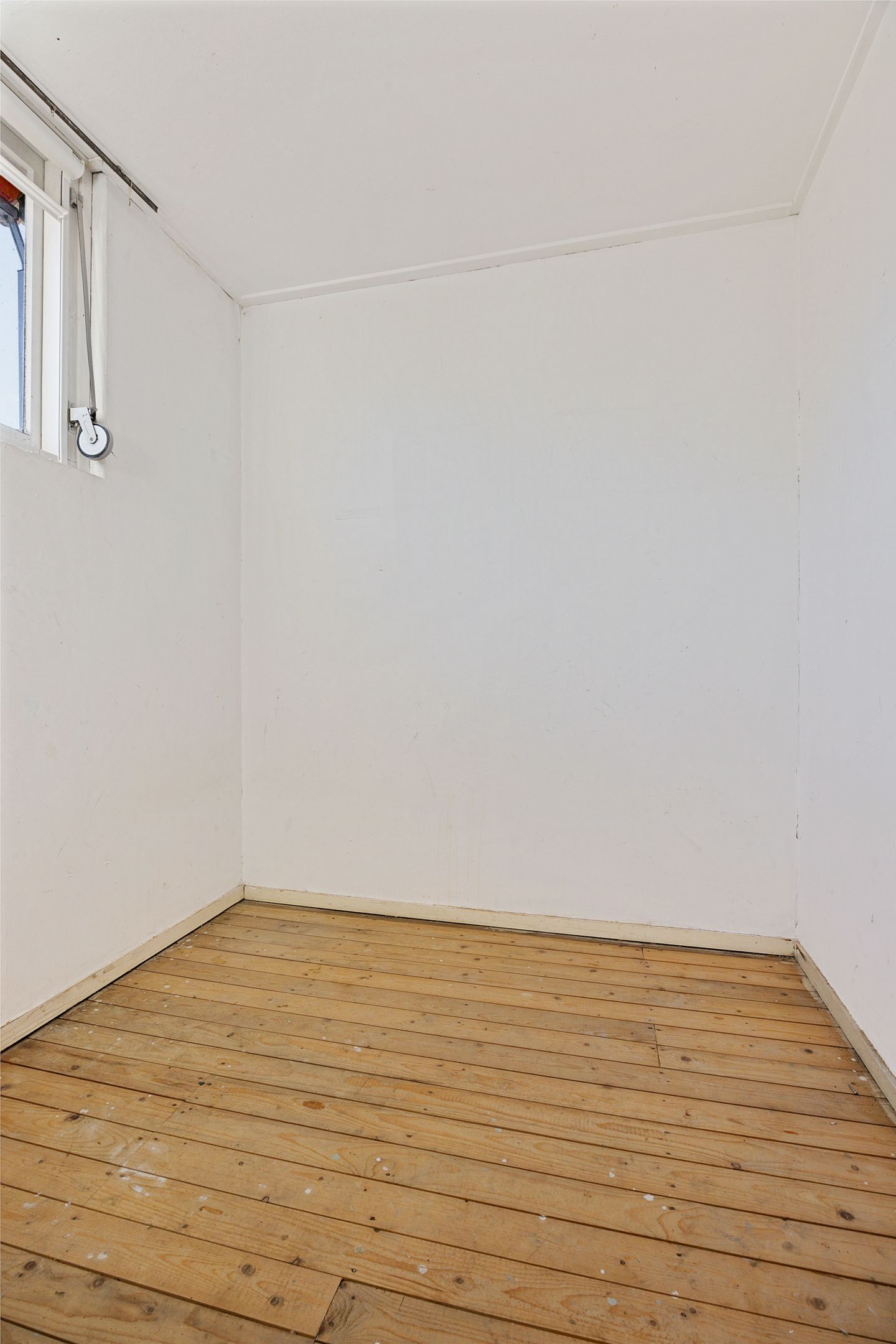 Foto 29 van Pinksterbloemweg 36