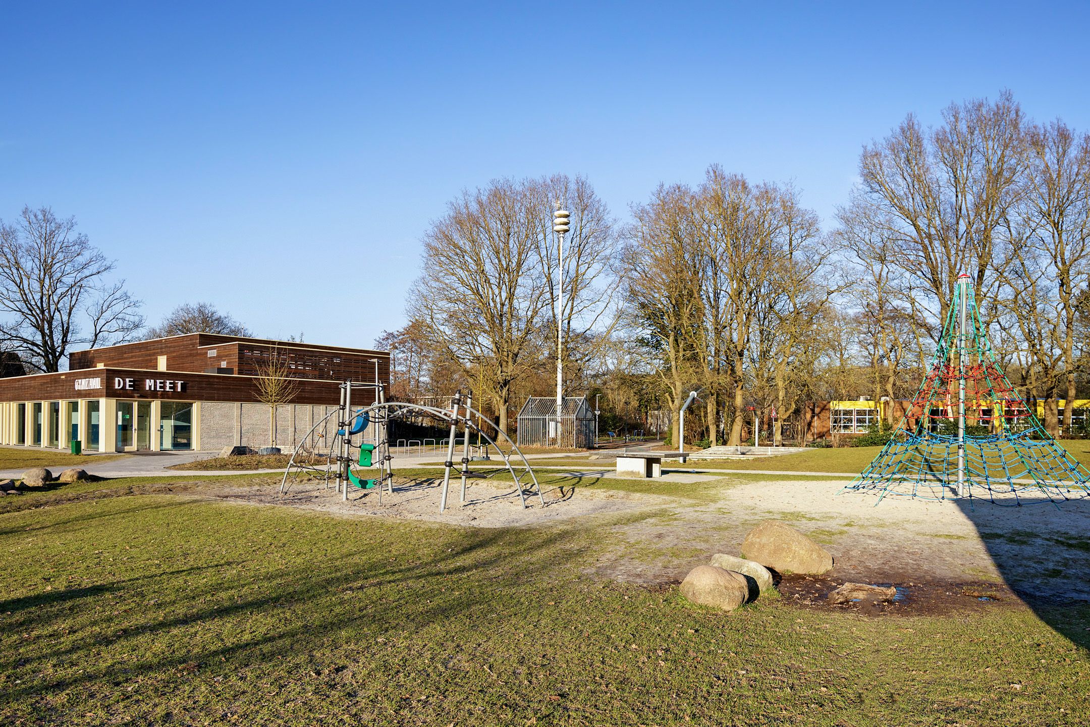 Foto 63 van Pinksterbloemweg 36