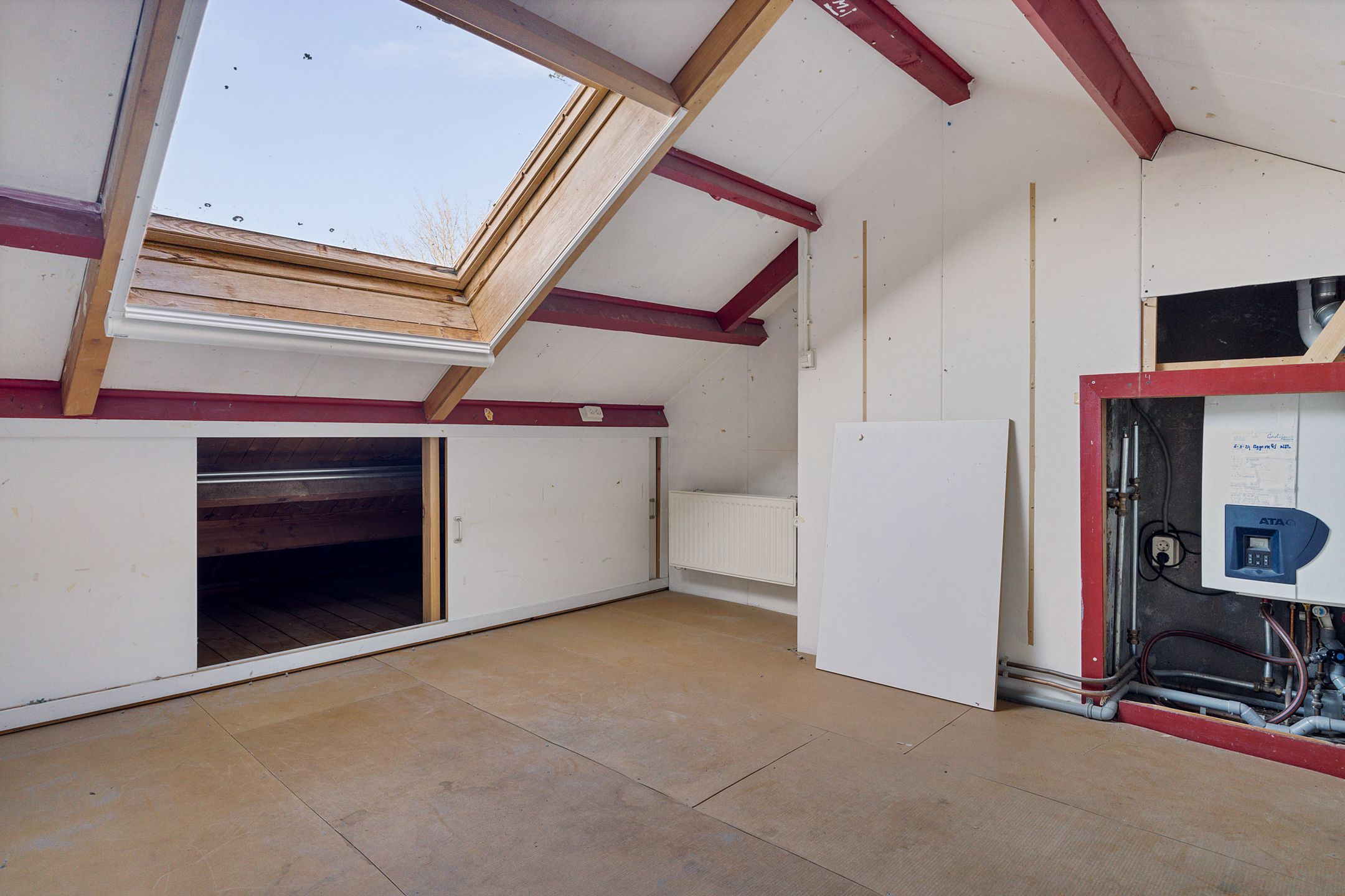 Foto 42 van Pinksterbloemweg 36