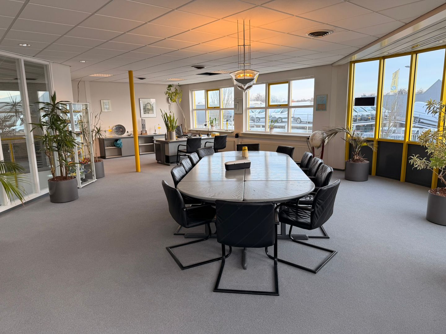 Bekijk foto 2 van Vlotlaan 113