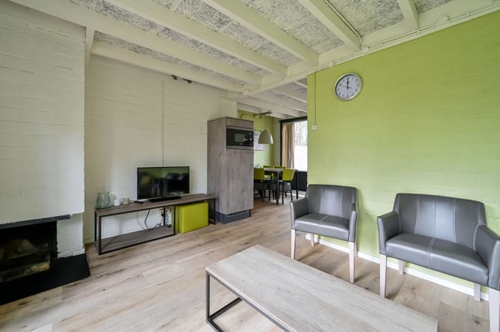 Photo 2 of Vennenbos 144