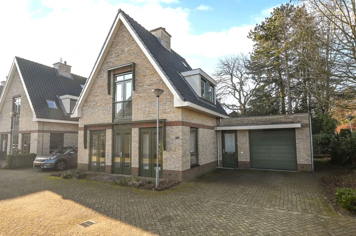 Van Hogendorplaan 64