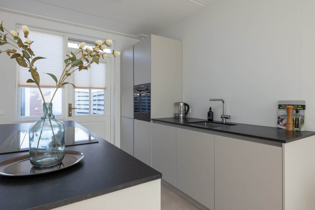 Foto 8 van Tom Mandersstraat 69