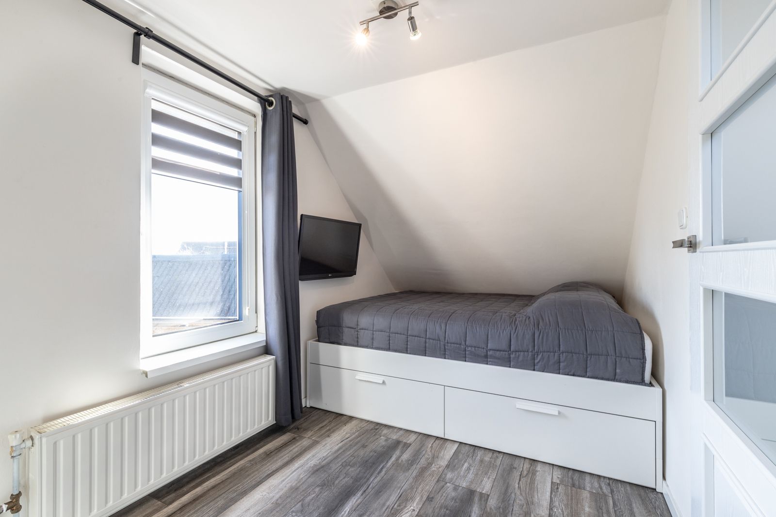 Photo 39 of Hoofdweg 203