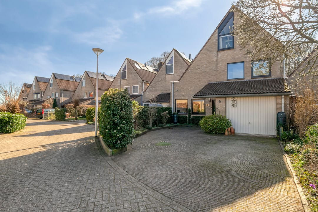 Foto 1 van Hoefslagmate 58