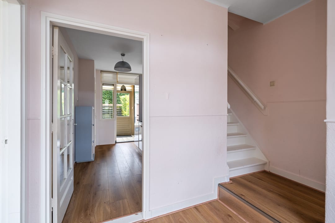 Foto 11 van Van Oldenielstraat 19