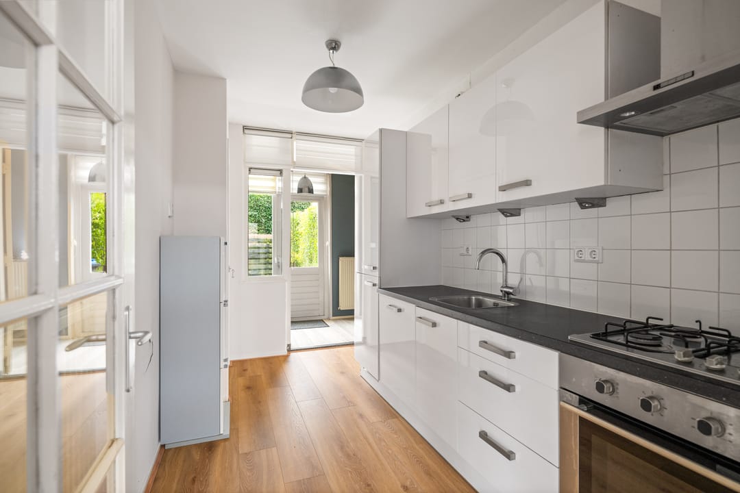 Foto 13 van Van Oldenielstraat 19