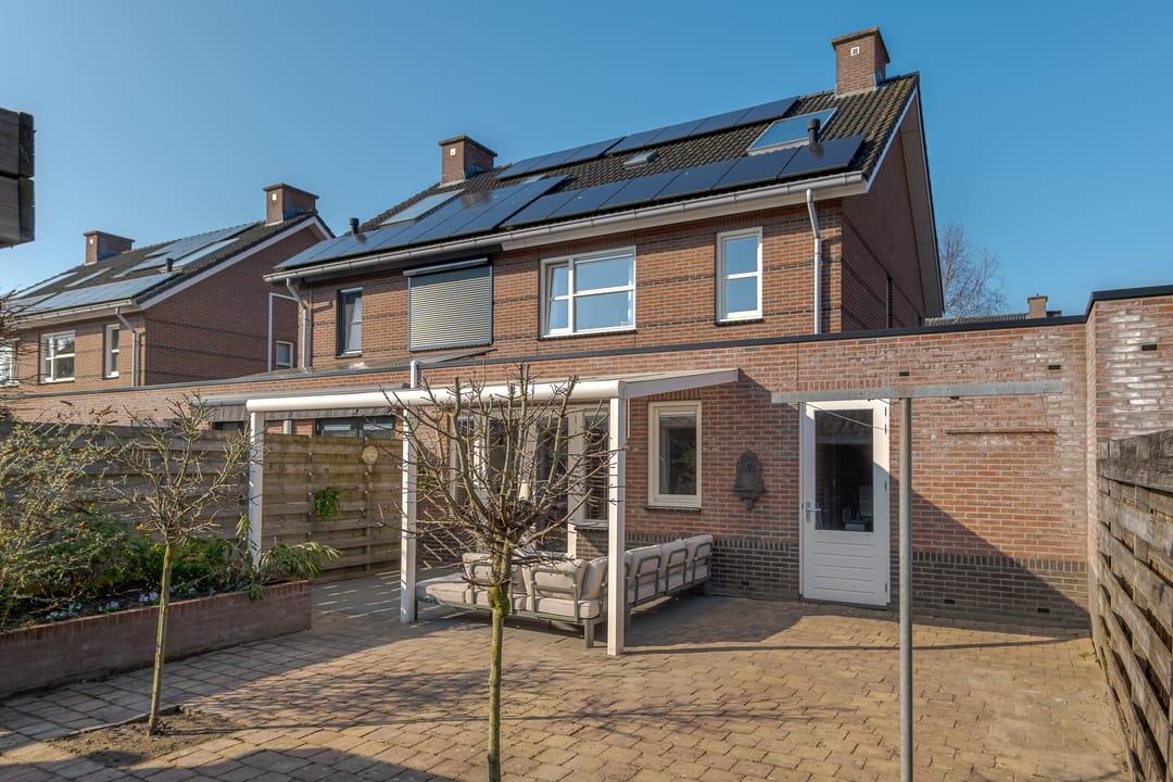 Foto 2 van Parnassia 13