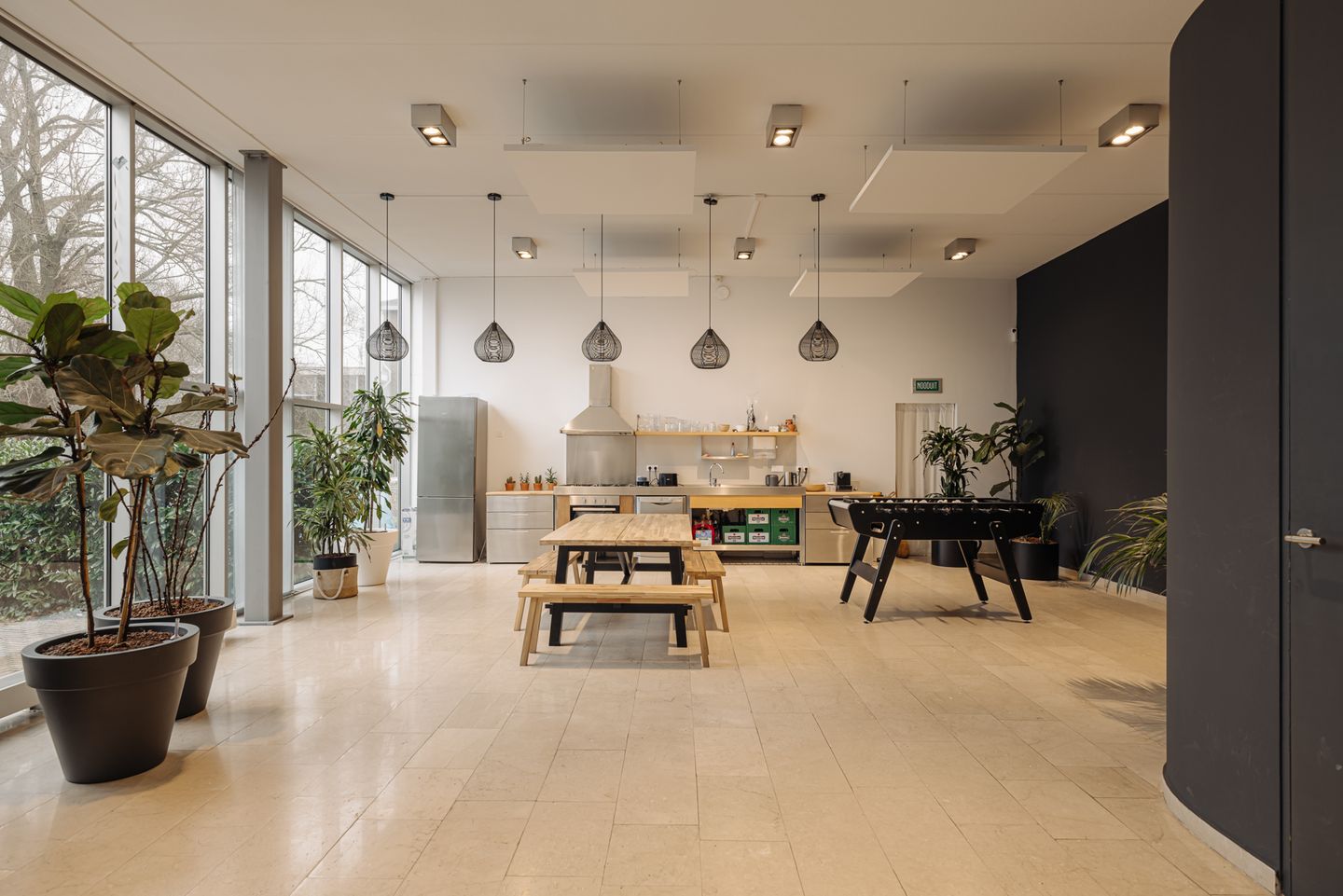 View photo 5 of Nieuwendammerdijk 536-A