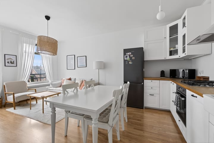 Photo 4 of Timorstraat 1-3