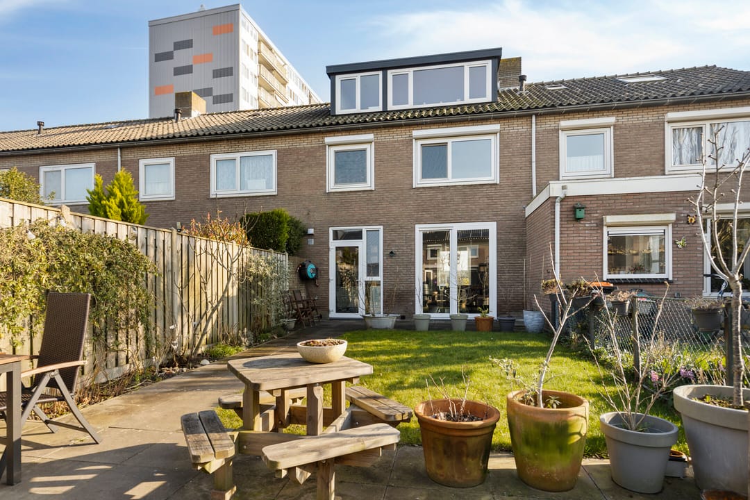 Photo 1 of Van Hogendorpweg 40