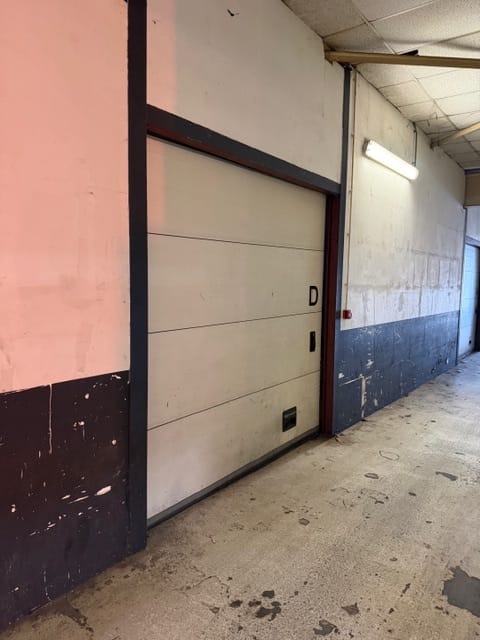 Bekijk foto 4 van Metaalbewerkerweg 19