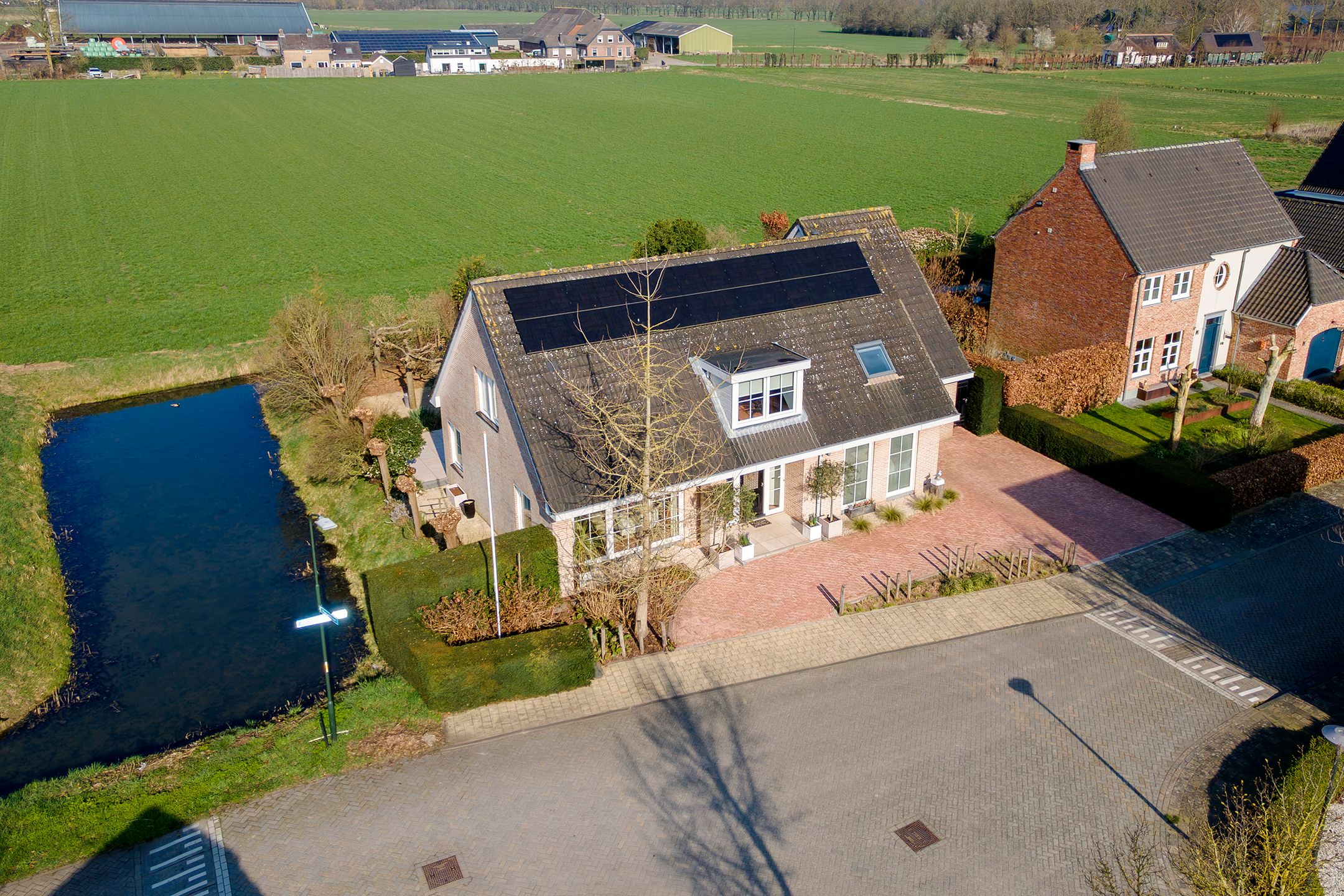 Foto 72 van Aeneas Mackaylaan 1