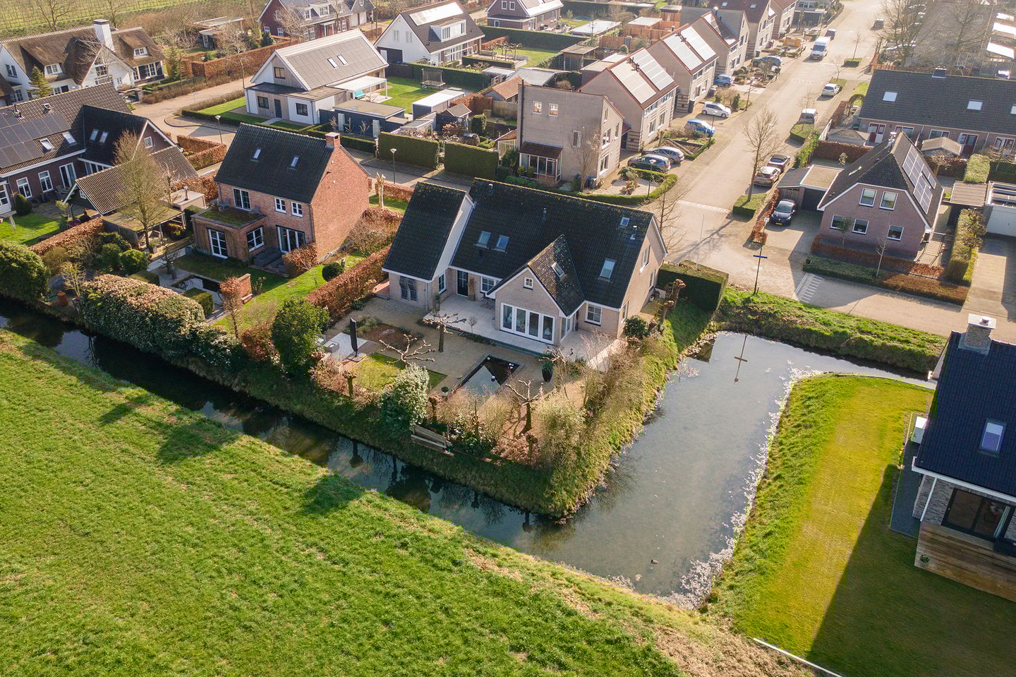 Foto 74 van Aeneas Mackaylaan 1