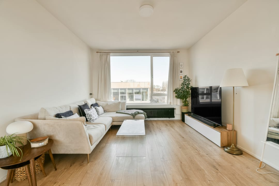 Photo 2 of Helmholtzstraat 54-3