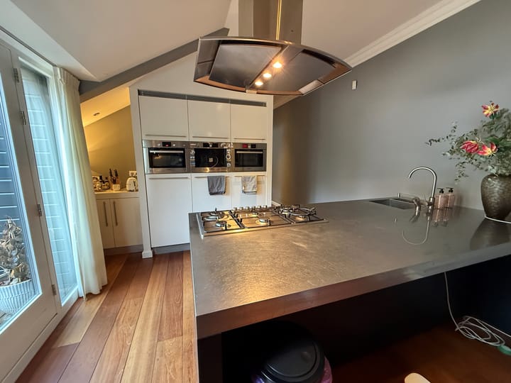 Foto 2 van Valkenburglaan 1