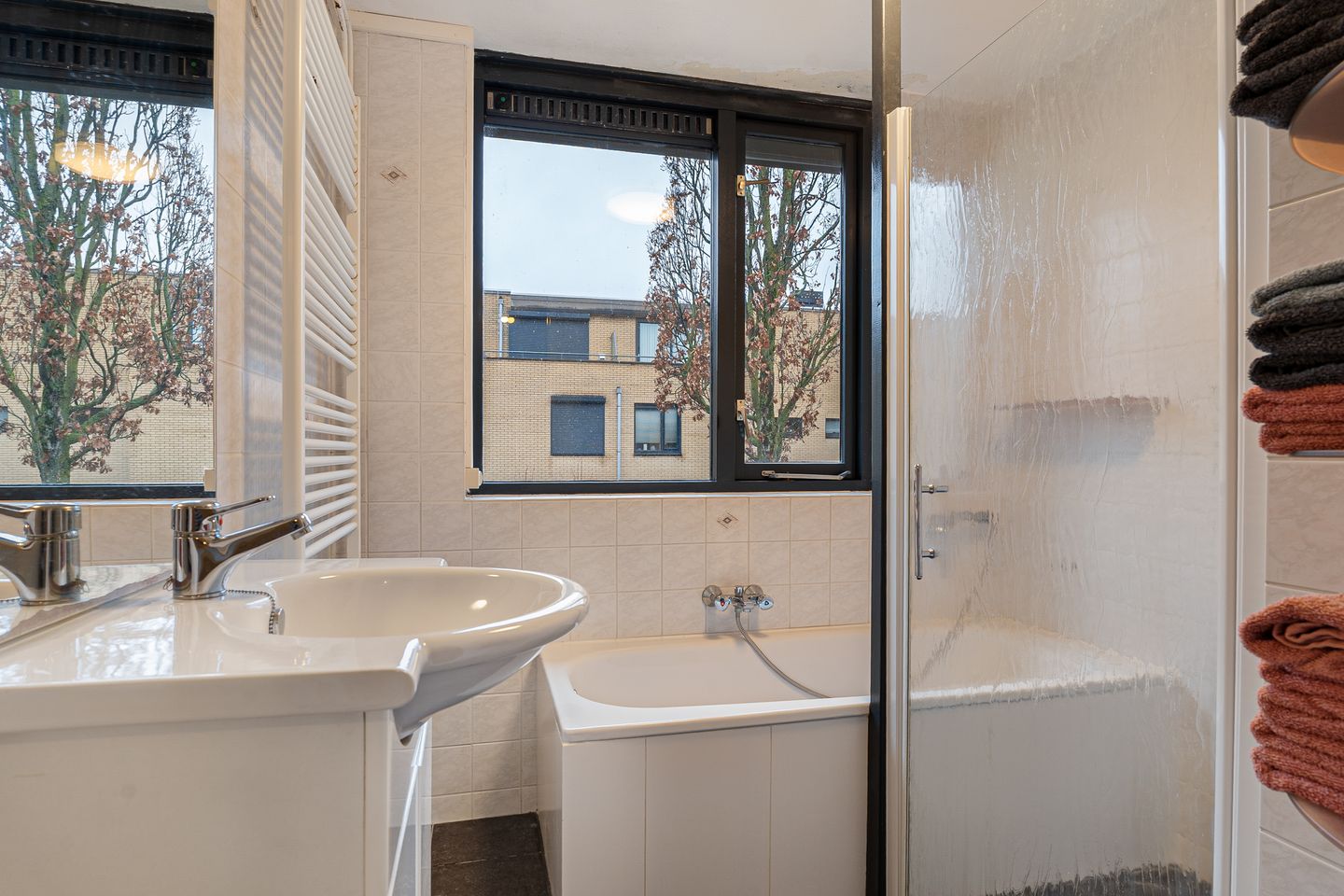 Foto 29 van Tiamahout 10