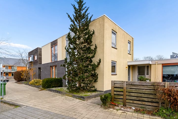 Photo 3 of Wold 25 27