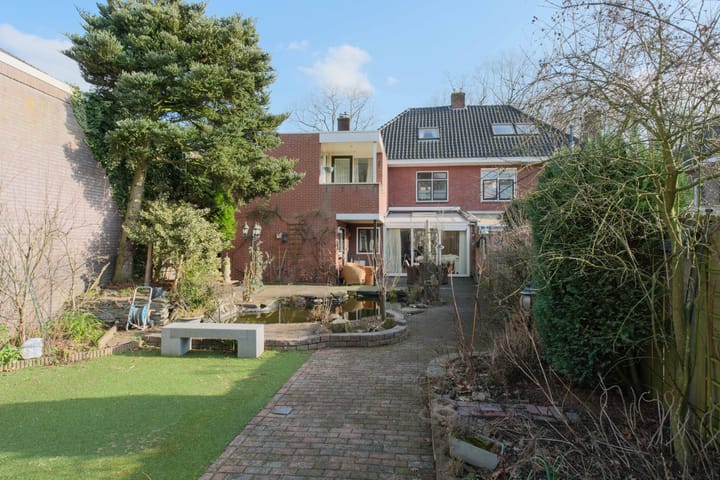 Photo 4 of Willem de Clercqstraat 25